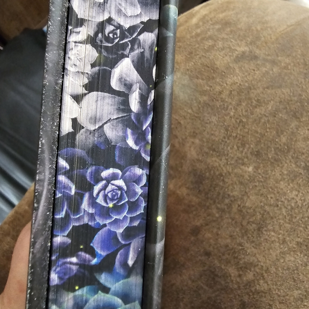 Hardback TikTok Viral Book Her Soul to Take Harley Laroux Special Deluxe Edition - Picture 2 of 3